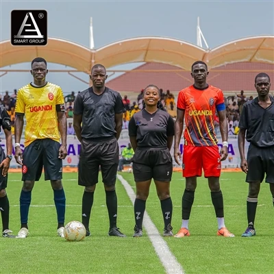 Uganda - kooli jalgpalliplats